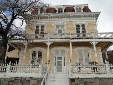Savage Mansion and Marker. Click for full size. Savage Mansion and Marker image. Click for full size.