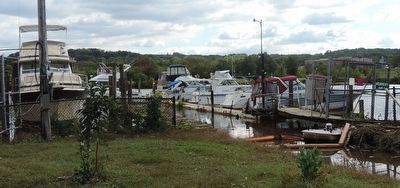 The Seafarers Yacht Club marina - off the Anacostia River image. Click for full size.