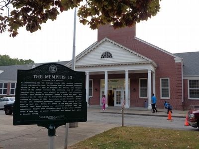 Springdale Elementary School with marker and current students image. Click for full size.