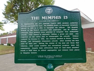 The Memphis 13/Gordon Elementary School Marker image, Touch for more information