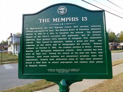 The Memphis 13/Rozelle Elementary School Marker image. Click for full size.