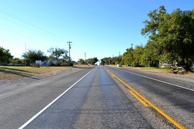 View to South Along US 183. Click for full size. View to South Along US 183 image. Click for full size.