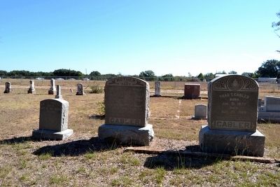 Headstones of Graves of Cabler Family and Kenneth Mayfield image. Click for full size.