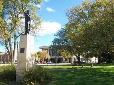 Replica of the Statue of Liberty Memorial. Click for full size. Replica of the Statue of Liberty Memorial image. Click for full size.