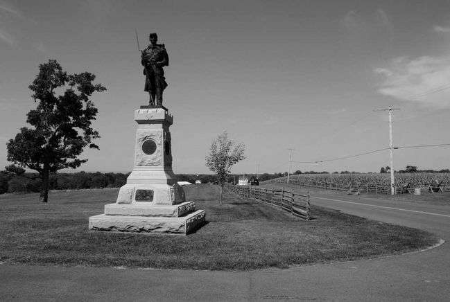 124th Pennsylvania Volunteer Infantry Monument<br>Looking North Along Dunker Church Road image. Click for full size.