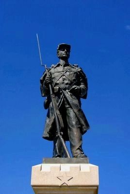 124th Pennsylvania Volunteer Infantry Monument<br>Statue of Col. Joseph W. Hawley image. Click for full size.