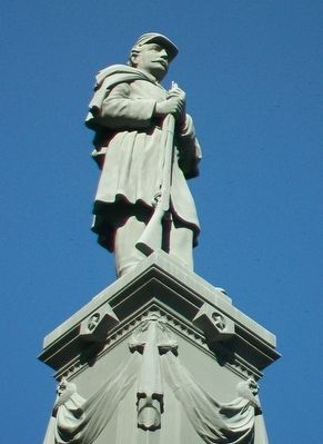 Civil War Memorial Statue. Click for full size. Civil War Memorial Statue image. Click for full size.