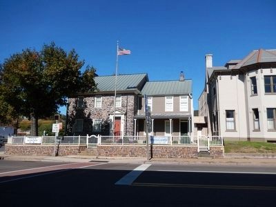 Montgomery House-Frontal view image. Click for full size.