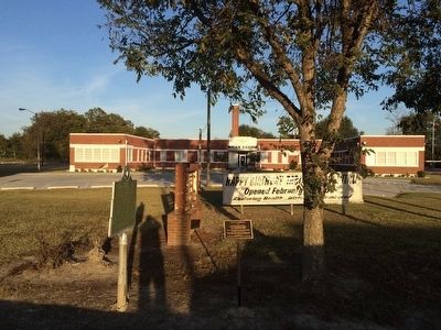 Mound Bayou Marker in front of Taborian Urgent Care Center. image. Click for full size.