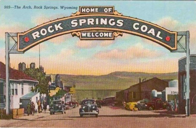 <i>The Arch, Rock Springs, Wyoming</i> image. Click for full size.
