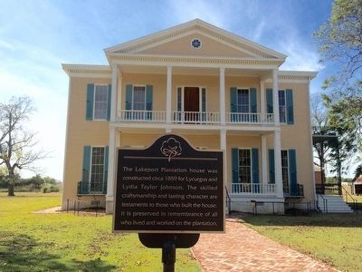 Lakeport Plantation House. Click for full size. Lakeport Plantation House image. Click for full size.