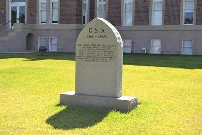 Nearby C.S.A. Monument image. Click for full size.