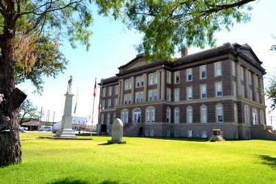Mills County Courthouse image. Click for full size.