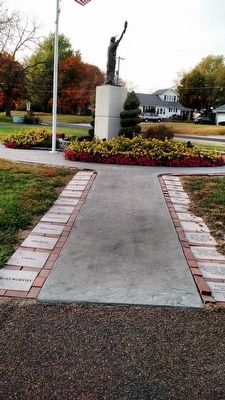 Eagle walk image. Click for full size.