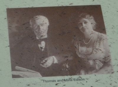 Thomas and Mina Edison image. Click for full size.
