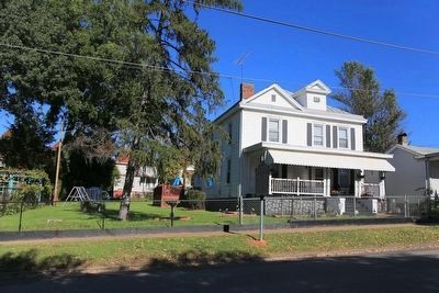 Pauline Weeden Maloney Home. Click for full size. Pauline Weeden Maloney Home image. Click for full size.
