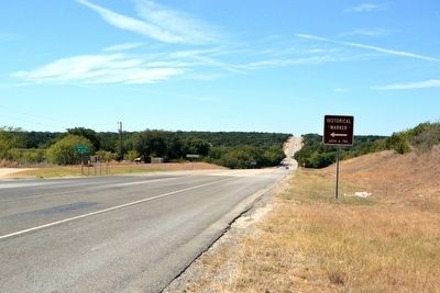 View to West Along US 84 image. Click for full size.