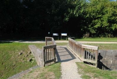 Blackford's Ford Marker (Right). Click for full size. Blackford's Ford Marker (Right) image. Click for full size.