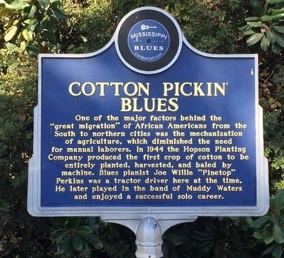 Cotton Pickin' Blues Marker (Front). Click for full size. Cotton Pickin' Blues Marker (Front) image. Click for full size.