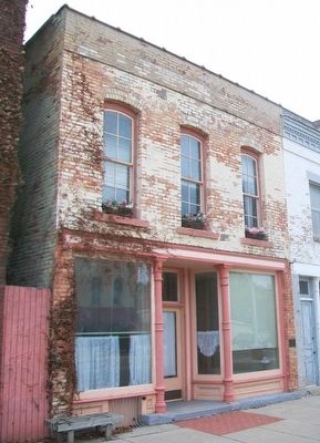 Former Charles Butz Store and Marker image. Click for full size.