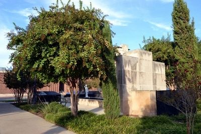 Rear Side of Pool of Tears Veterans Memorial. Click for full size. Rear Side of Pool of Tears Veterans Memorial image. Click for full size.