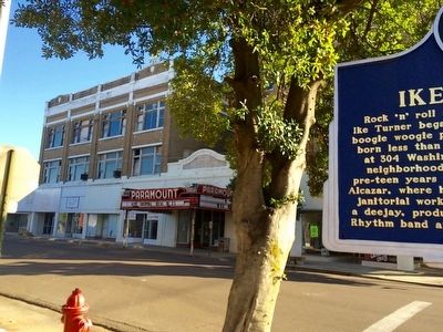View from marker north on Yazoo Avenue. Click for full size. View from marker north on Yazoo Avenue image. Click for full size.