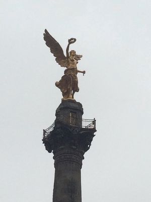 Monument to Mexican Independence. Click for full size. Monument to Mexican Independence image. Click for full size.