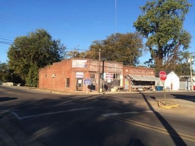 Red's Blues Club (to right of marker). Click for full size. Red's Blues Club (to right of marker) image. Click for full size.