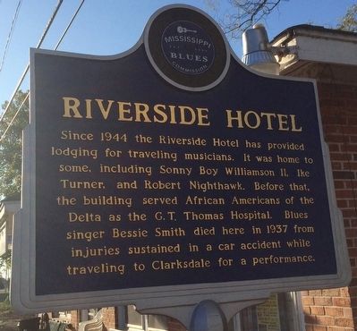 Riverside Hotel Marker (Front) image. Click for full size.