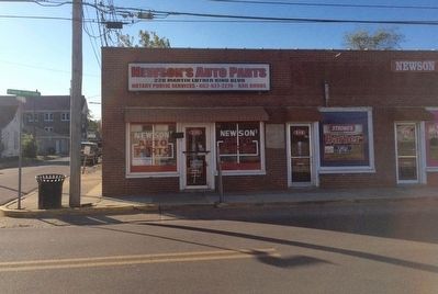Stores across street from marker. image. Click for full size.