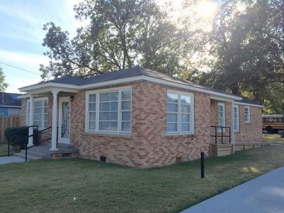 Amzie Moore Home. Click for full size. Amzie Moore Home image. Click for full size.