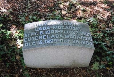Olivia Loomis Lada-Mocarski Tombstone image. Click for full size.