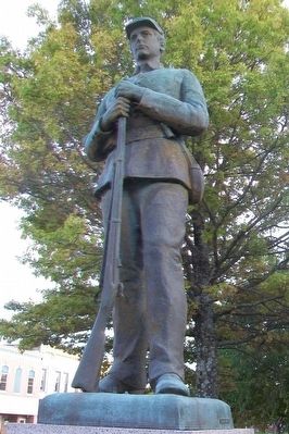 Civil War Memorial Statue. Click for full size. Civil War Memorial Statue image. Click for full size.