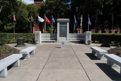 Chemung County World War I Monument. Click for full size. Chemung County World War I Monument image. Click for full size.