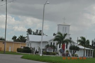Everglades Community Church image. Click for full size.