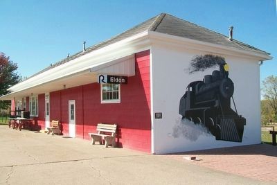 Restored Rock Island Depot Museum, Eldon, Iowa image. Click for full size.