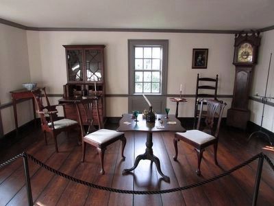 Parlor in Raynham Hall image. Click for full size.