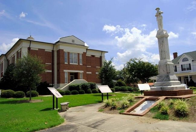 Warren County Confederate Monument image. Click for full size.