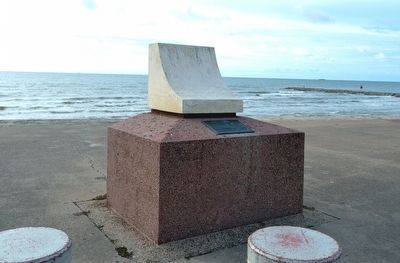 Galveston Seawall and Grade Raising Marker image. Click for more information.