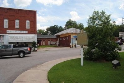 Warren County Marker. Click for full size. Warren County Marker image. Click for full size.