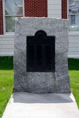 Warren County Revolutionary War Monument image. Click for full size.