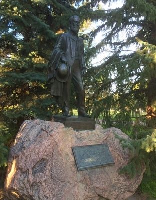 Andrew Melgaard Statue and Marker image. Click for full size.
