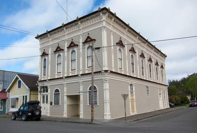 Ferndale Masonic Hall and Marker image. Click for full size.