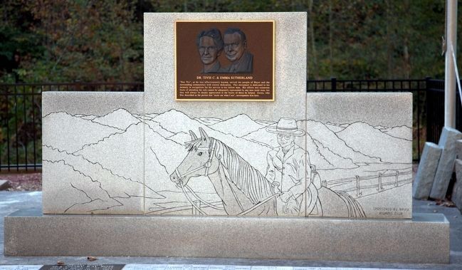 Dr. Tivis C. & Emma Sutherland Monument image. Click for full size.