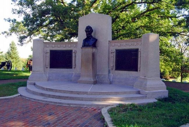Lincoln Speech Memorial image. Click for full size.