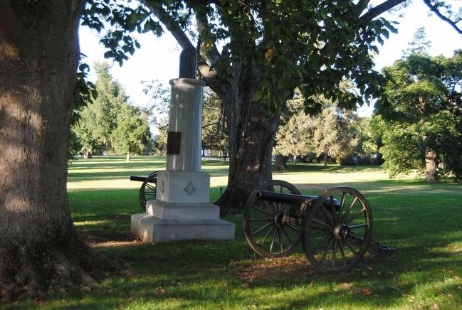 1st New Hampshire Battery Monument. Click for full size. 1st New Hampshire Battery Monument image. Click for full size.