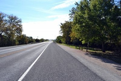 View to South Along US 87 image. Click for full size.