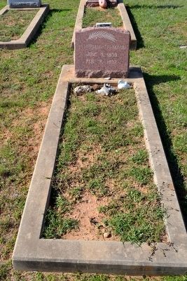 Headstone and Grave Site of Herman Lehmann (1859-1932) image. Click for full size.