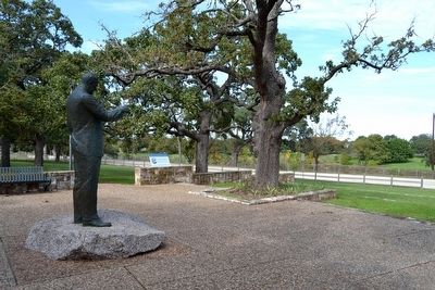 Statue Pointing Towards the Pedernales River image. Click for full size.