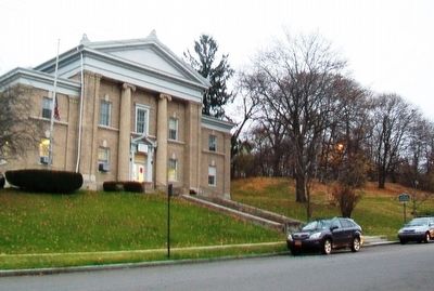 Courthouse Park Marker. Click for full size. Courthouse Park Marker image. Click for full size.
